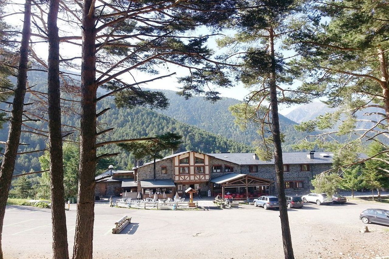 Hotel Camp Del Serrat Les Escaldes Bagian luar foto